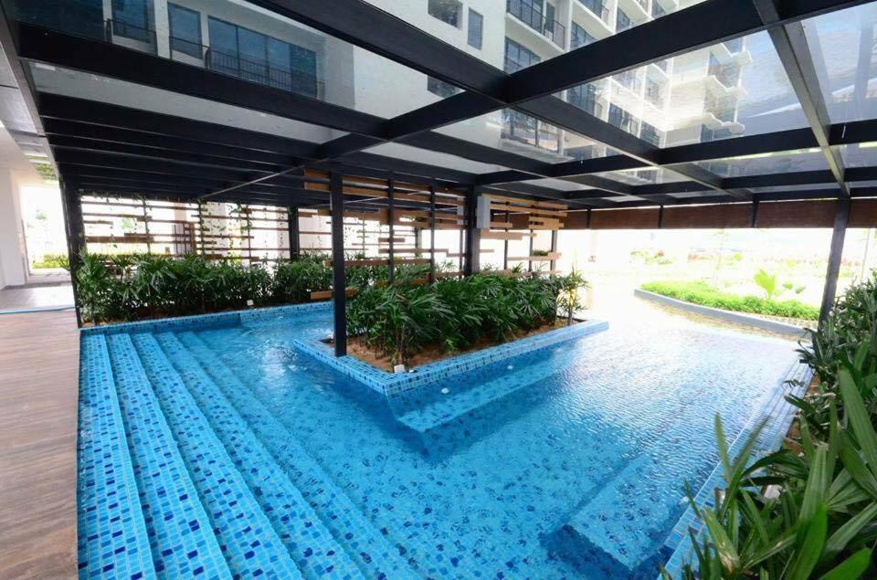 Simple No.6 // Trefoil Setia Alam Shah Alam Exterior foto